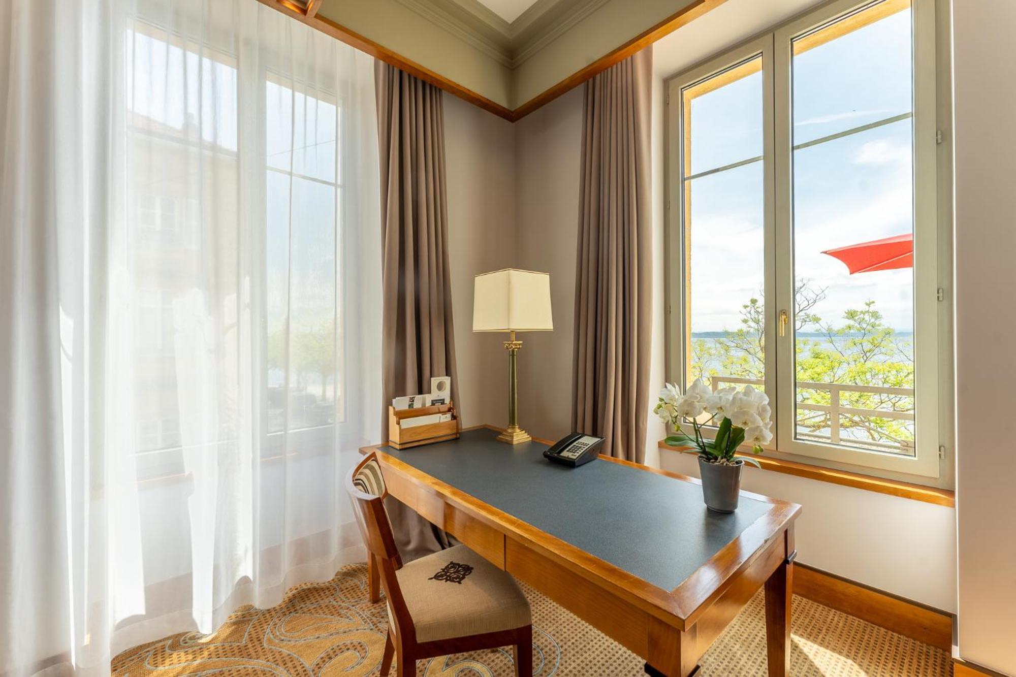 Beau Rivage Hotel Neuchatel Ngoại thất bức ảnh A room at the hotel