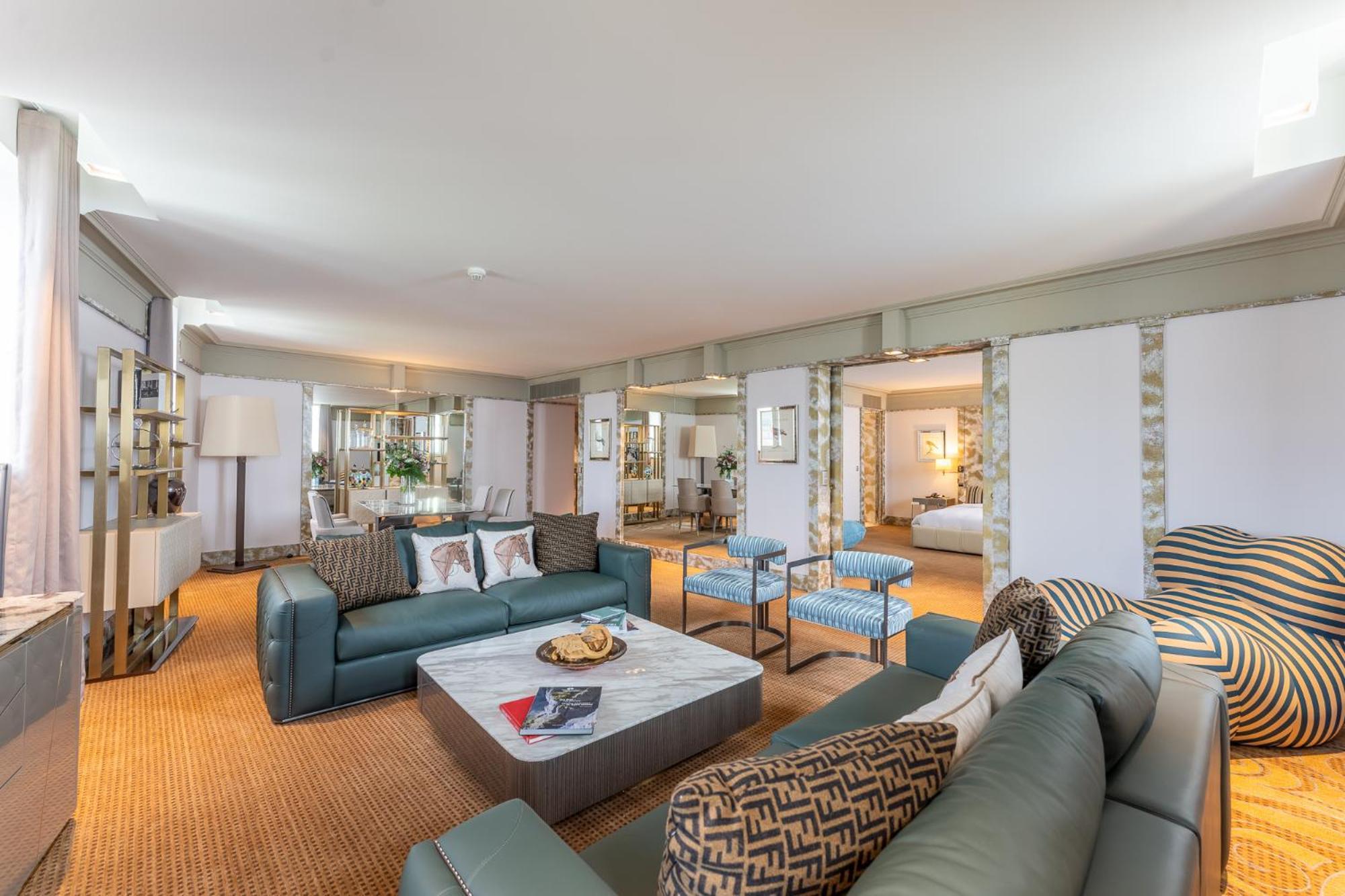Beau Rivage Hotel Neuchatel Ngoại thất bức ảnh A suite at the hotel