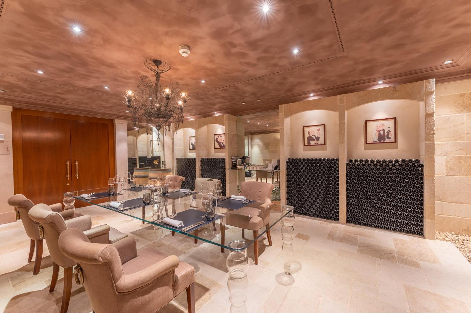 Beau Rivage Hotel Neuchatel Ngoại thất bức ảnh Wine tasting room