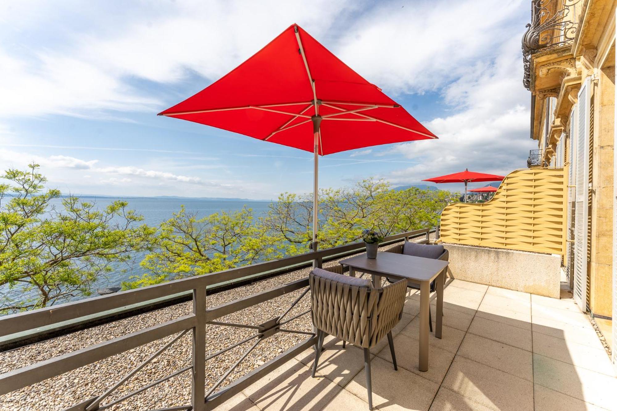 Beau Rivage Hotel Neuchatel Ngoại thất bức ảnh A balcony in Geneva, Switzerland